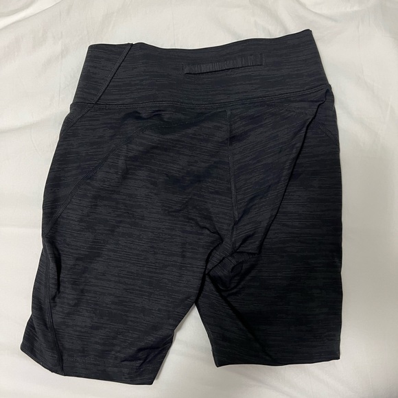Outdoor voices biker shorts size small - Picture 2 of 3